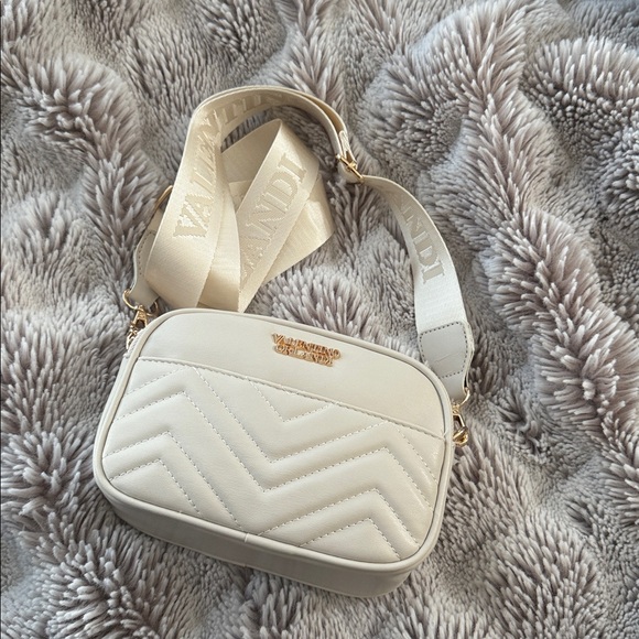 Valentino Orlandi Cream Chevron Crossbody Bag - Picture 1 of 1